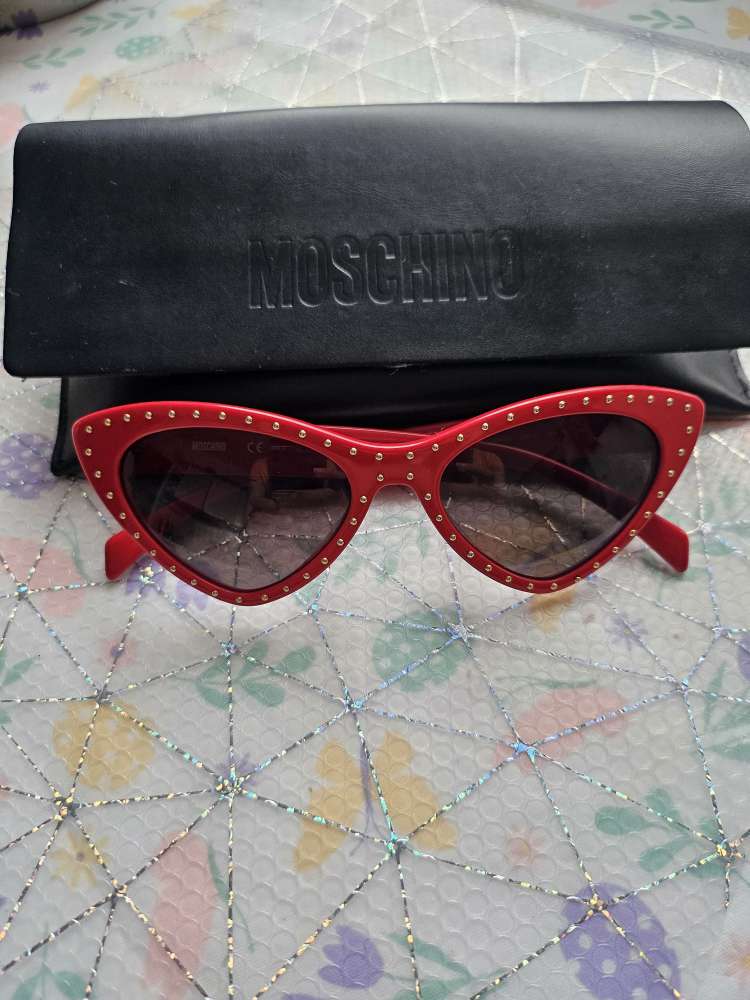 MOSCHINO slnečné okuliare