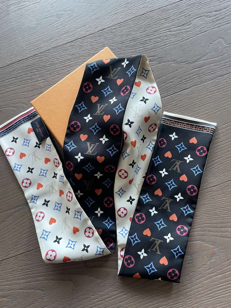 Louis vuitton bandana
