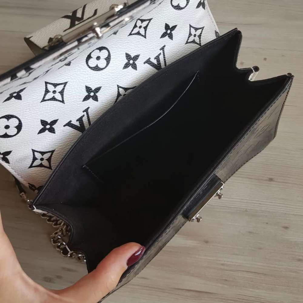 Louis Vuitton Wynwood