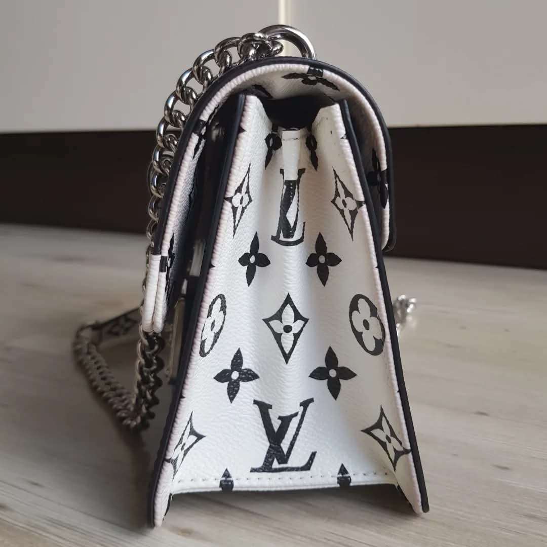 Louis Vuitton Wynwood