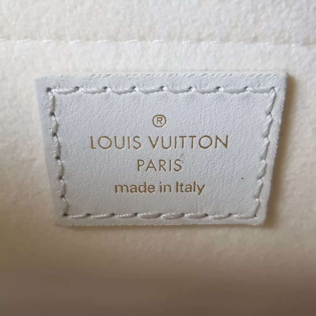 Louis Vuitton New Wave