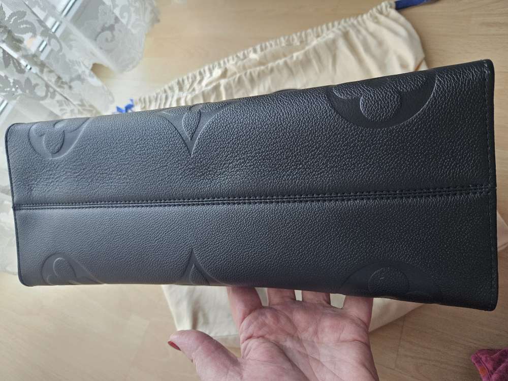 Louis Vuitton On The Go GM noir
