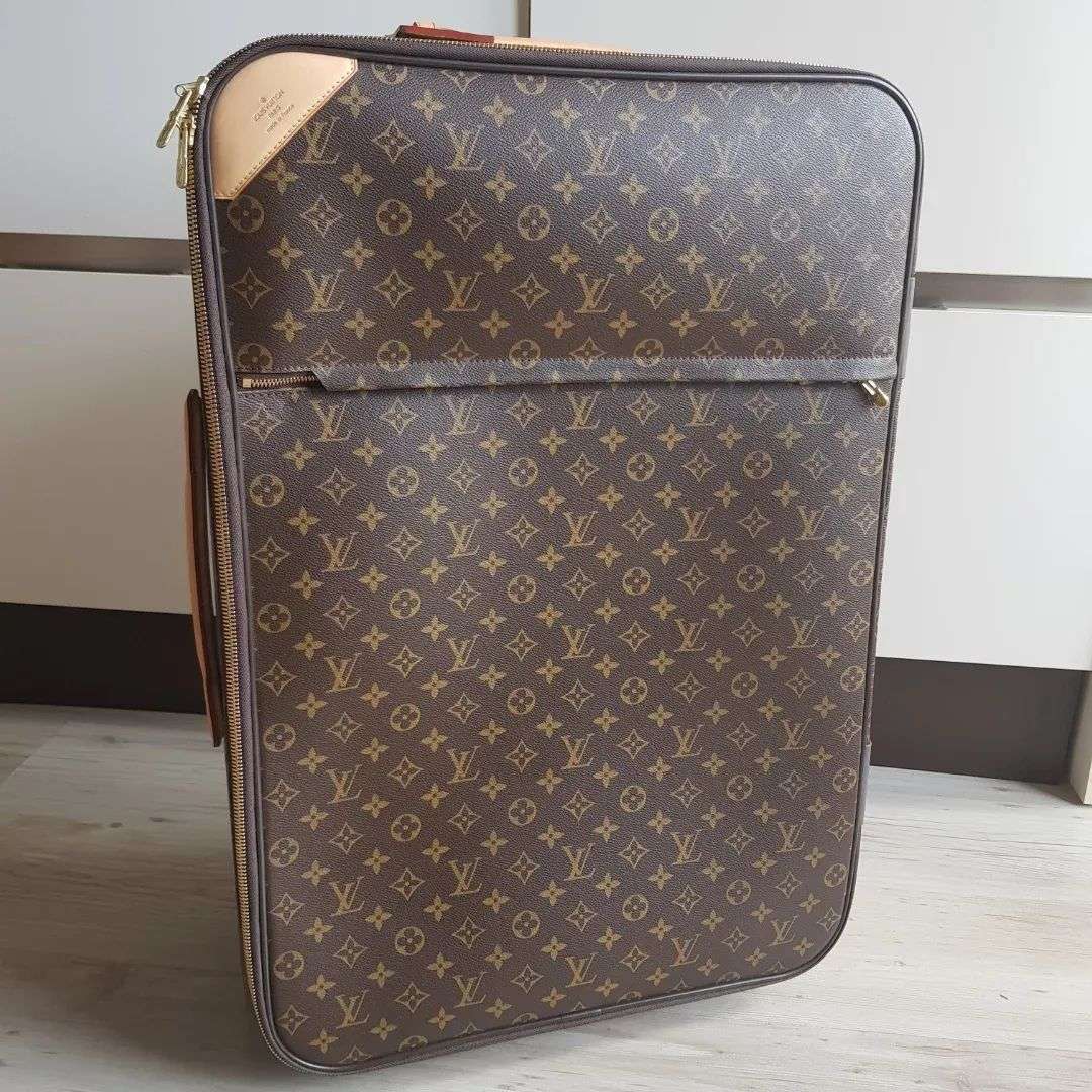 Louis Vuitton Pegase 70