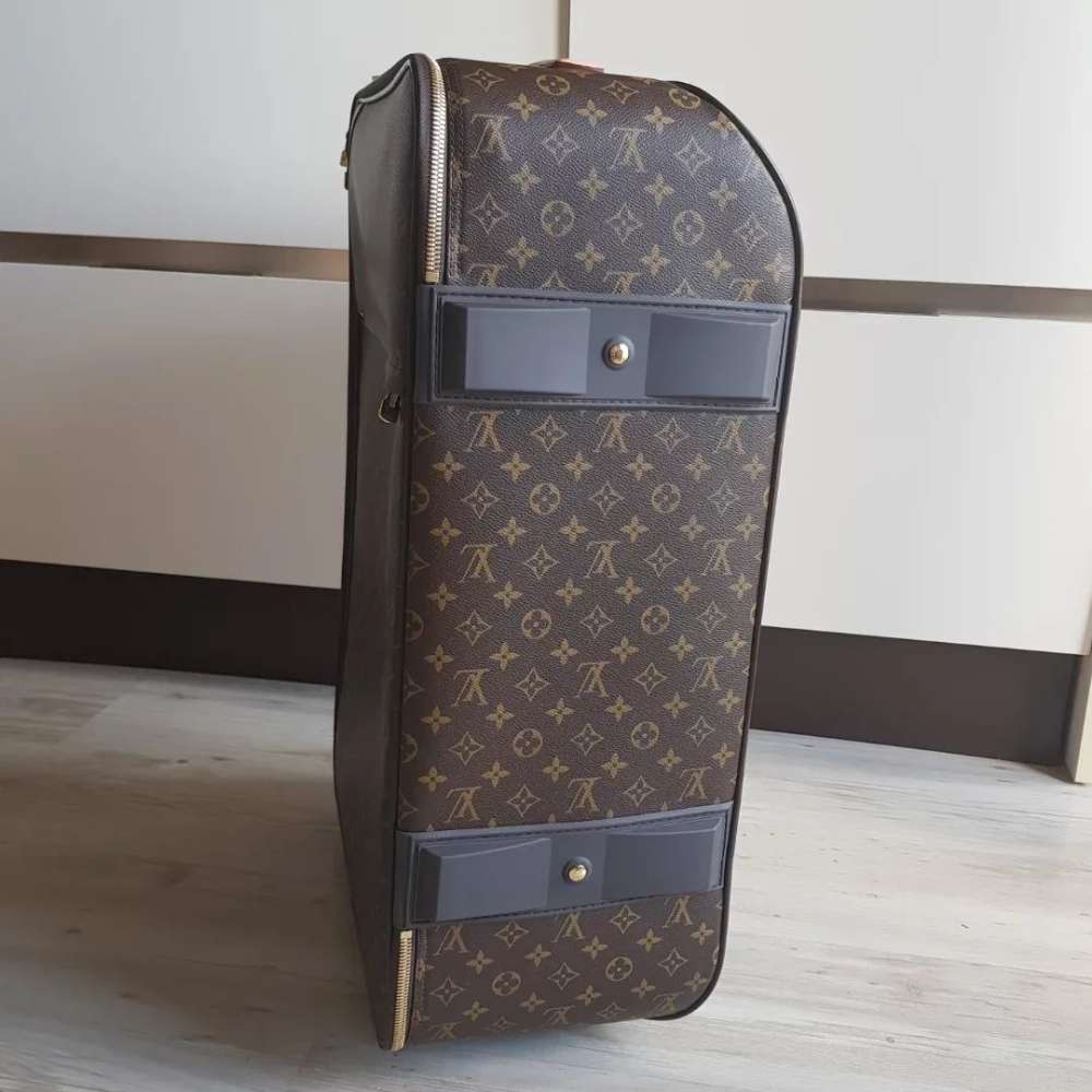Louis Vuitton Pegase 70