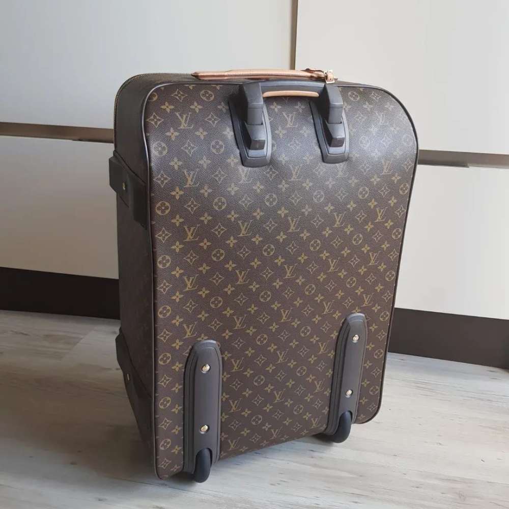 Louis Vuitton Pegase 70