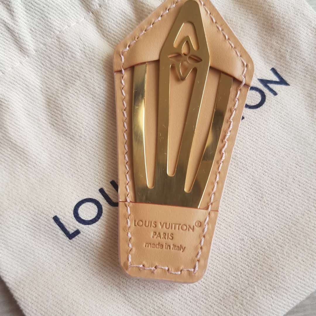 Louis Vuitton Backstage