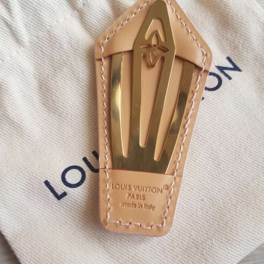 Louis Vuitton Backstage