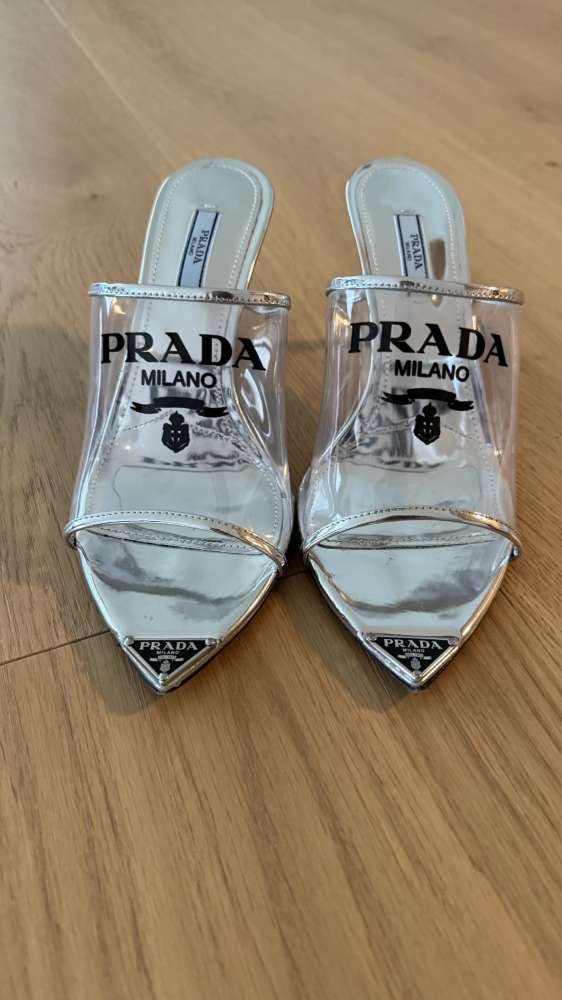 Prada šľapky