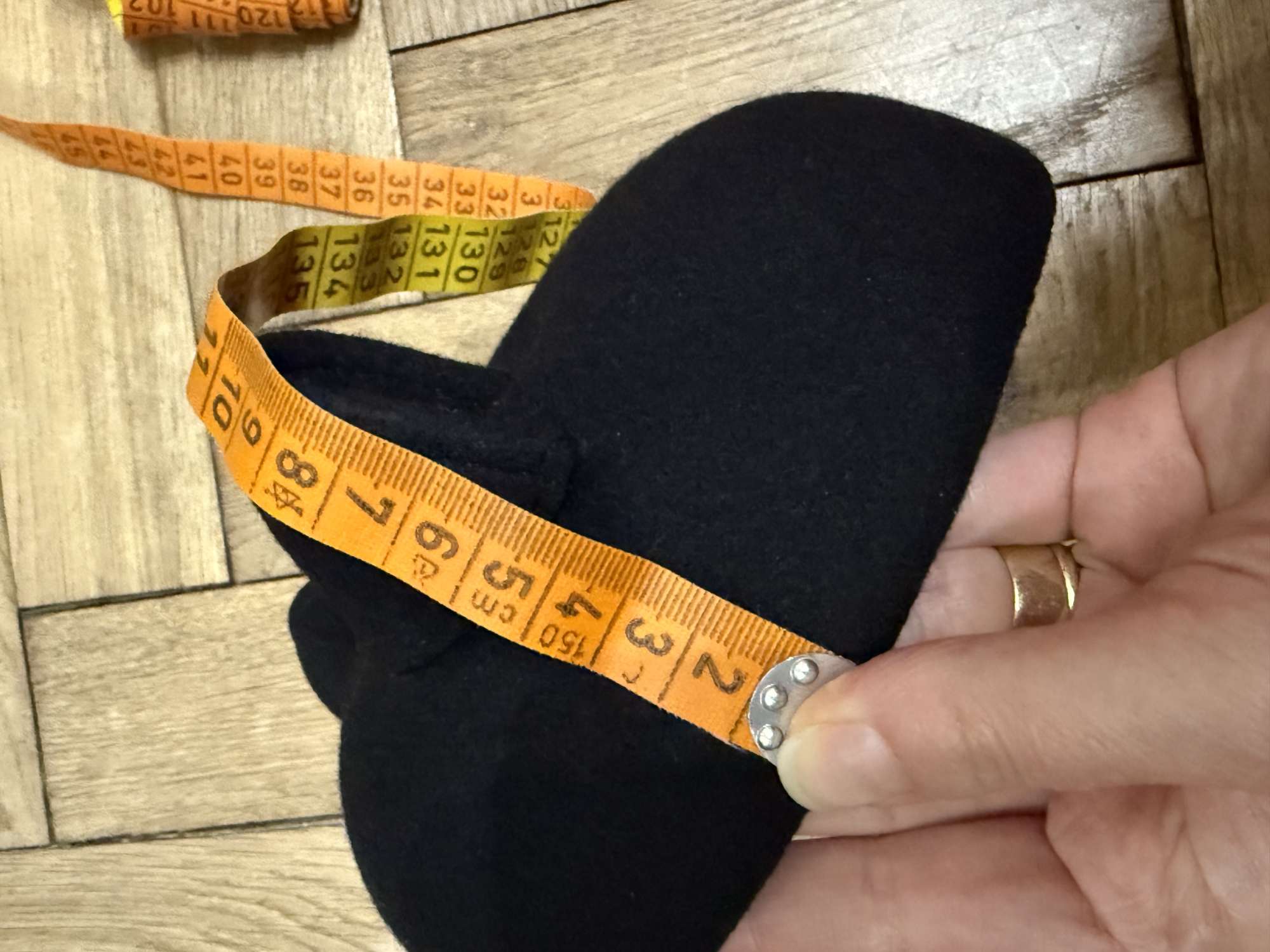 Klobucik Karl Lagerfeld