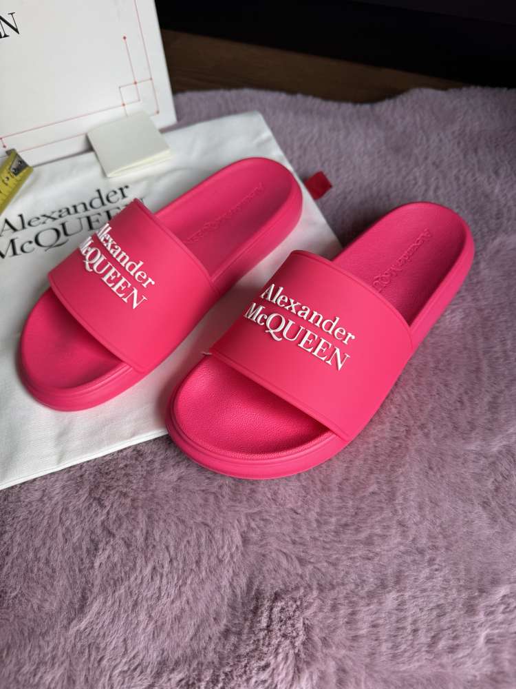 Alexander McQueen šlapky
