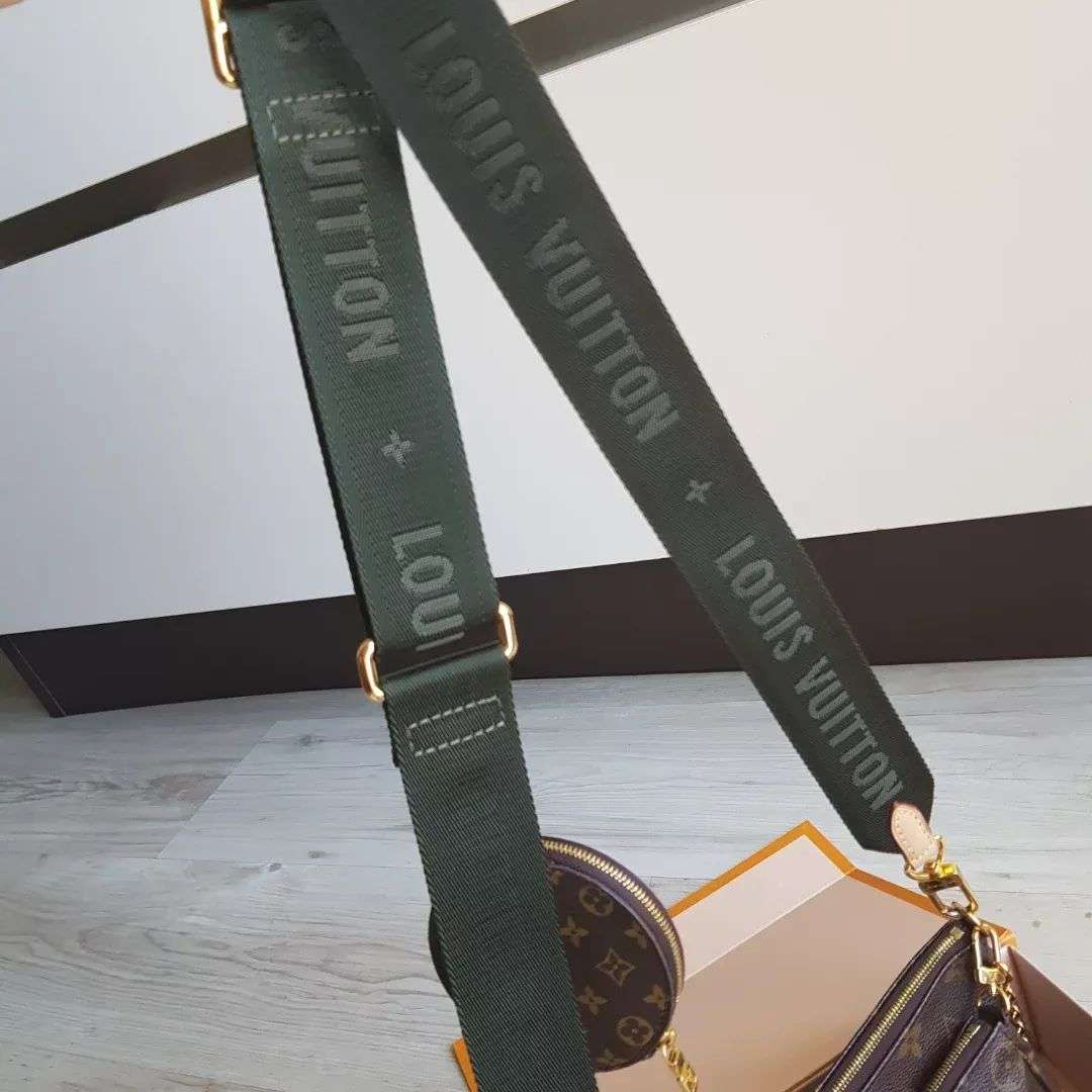 Louis Vuitton Multipochette