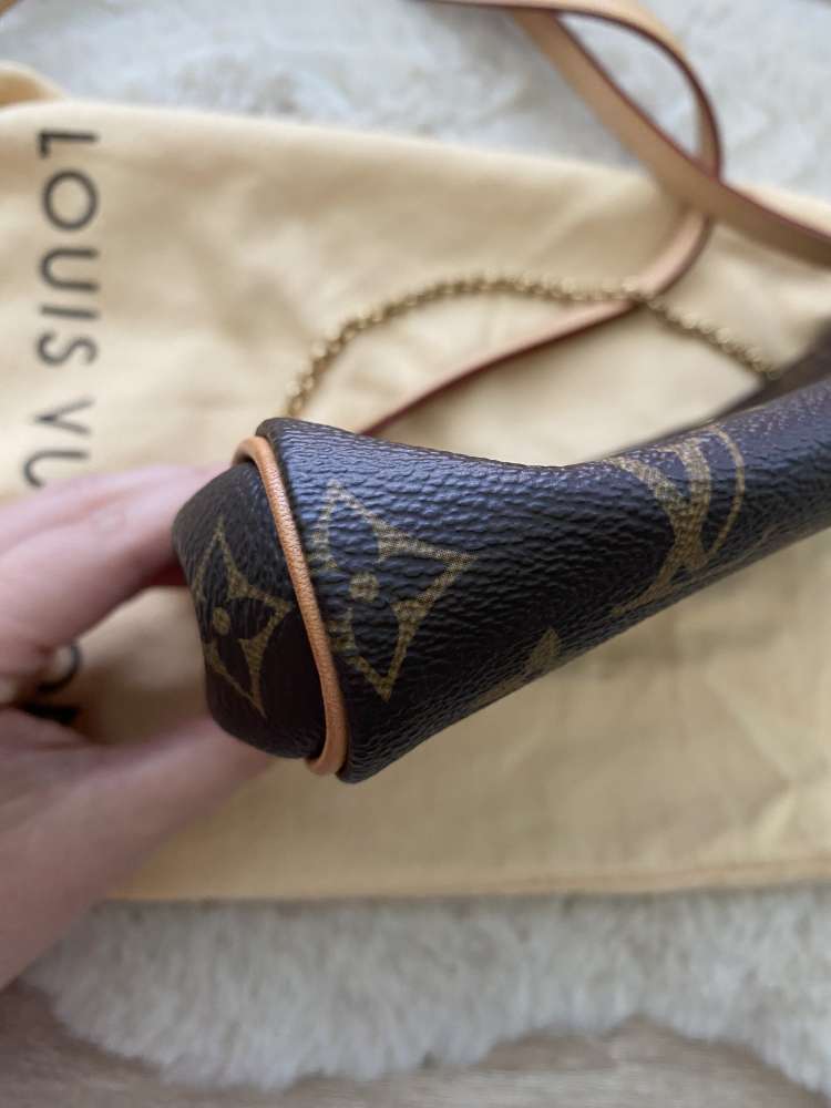 Louis Vuitton Eva clutch monogram
