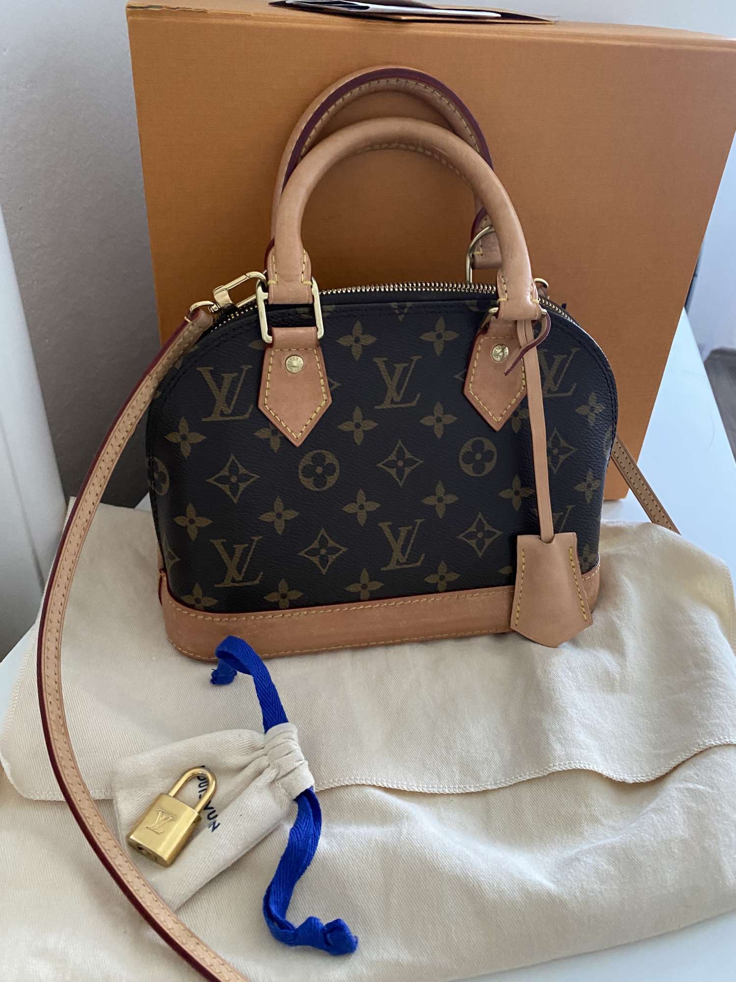 Louis Vuitton Alma BB