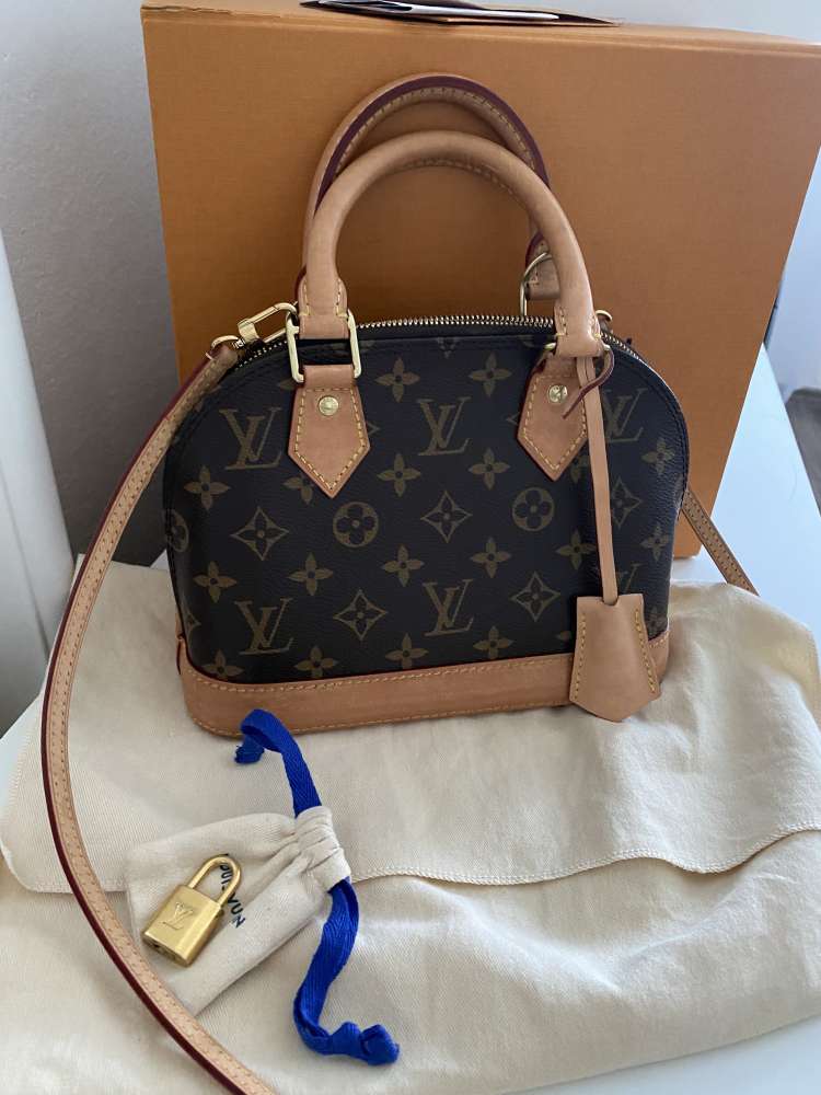 Louis Vuitton Alma BB