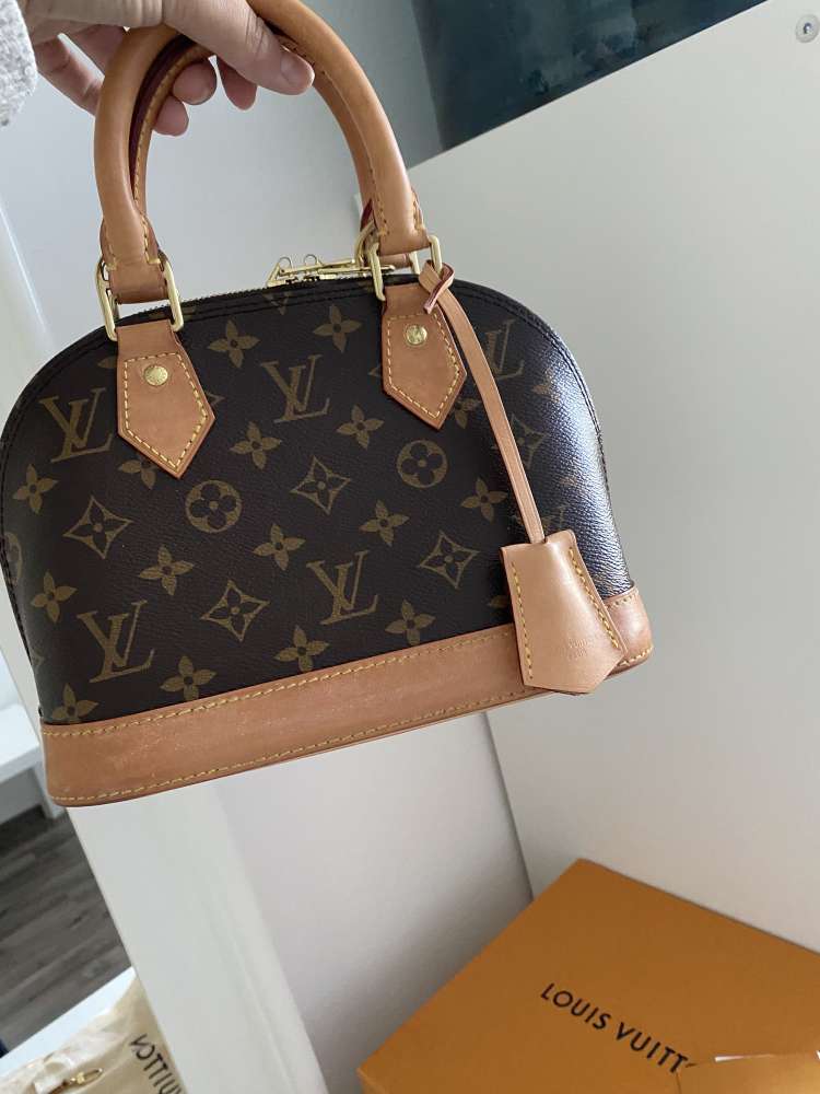 Louis Vuitton Alma BB