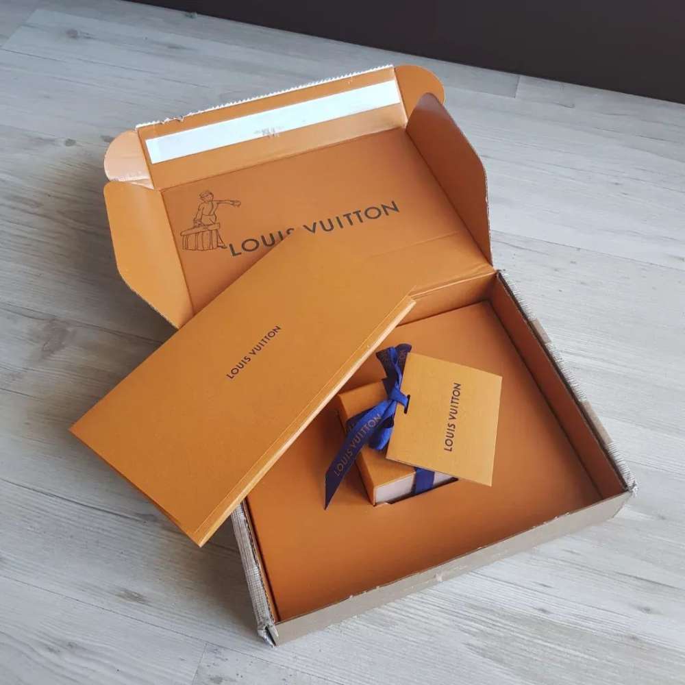 Louis Vuitton Naramek