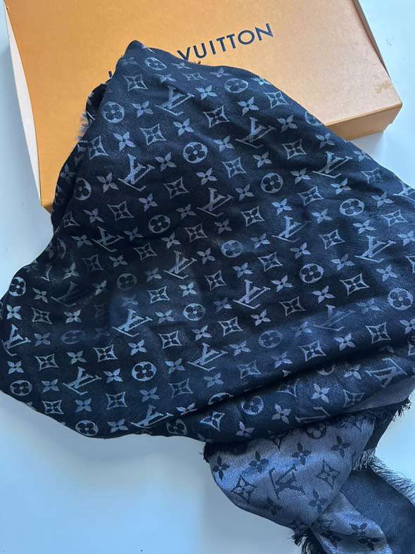 Louis Vuitton šatka