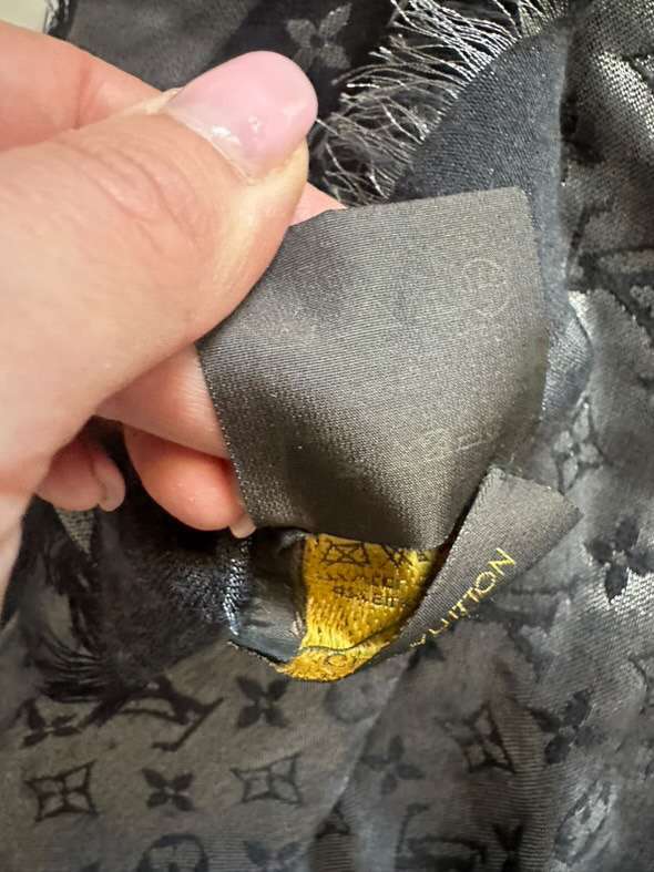 Louis Vuitton šatka
