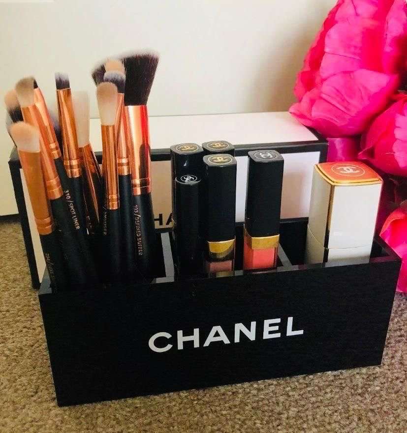 CHANEL DRŽIAK