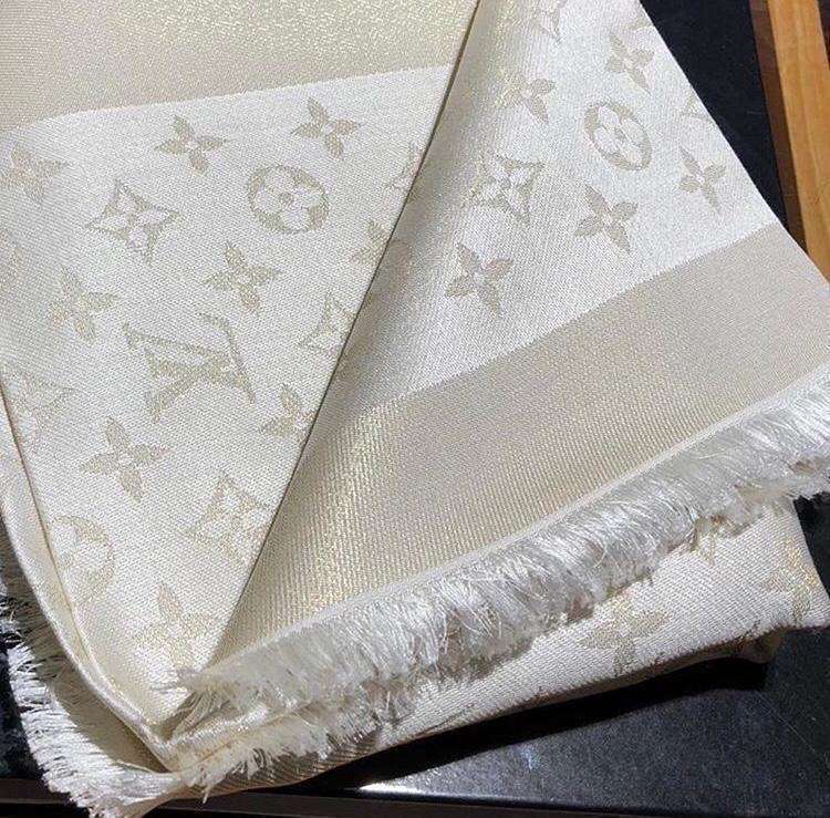 LOUIS VUITTON SHINE SHAWL