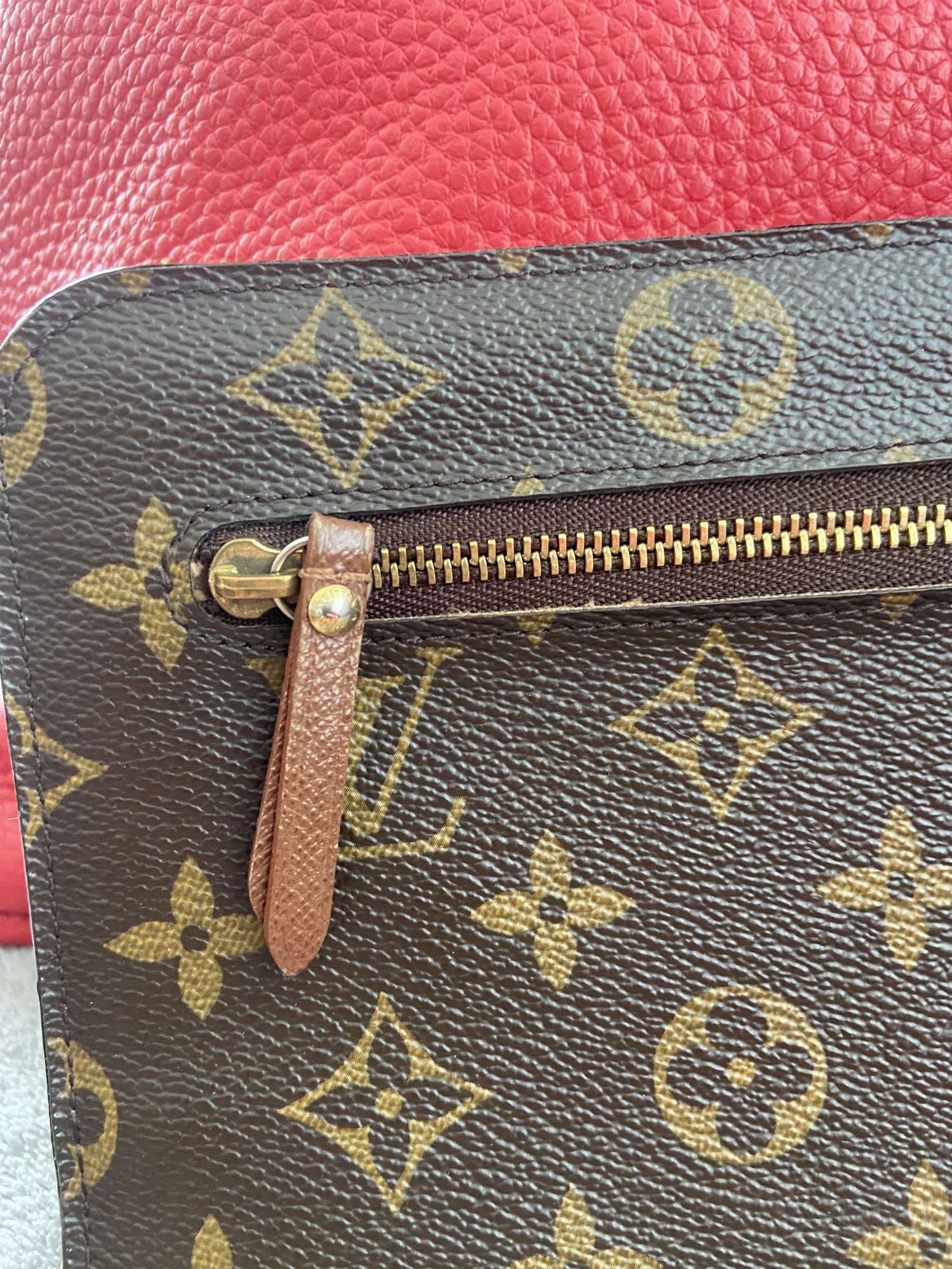 Louis Vuitton penazenka