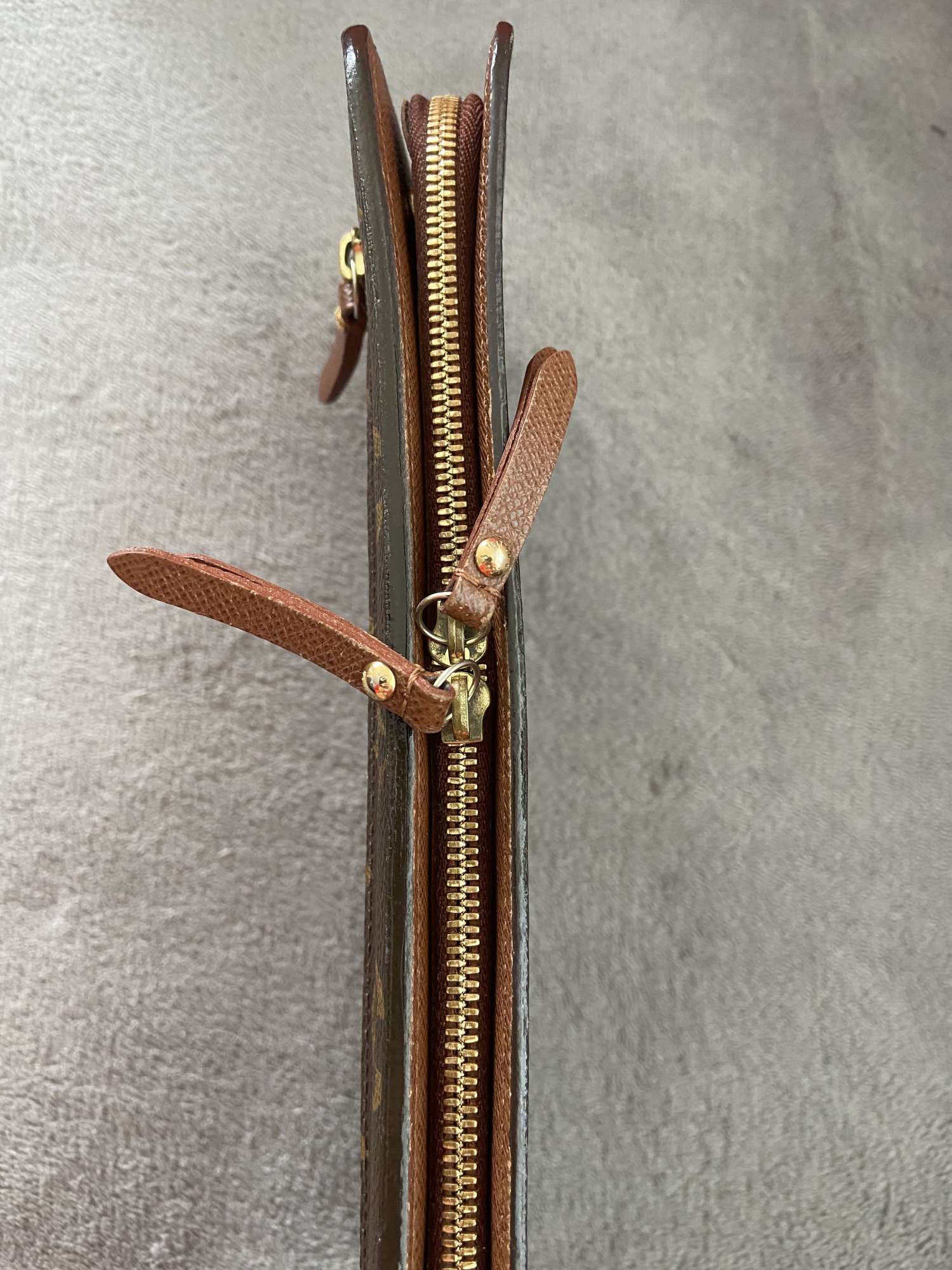Louis Vuitton penazenka