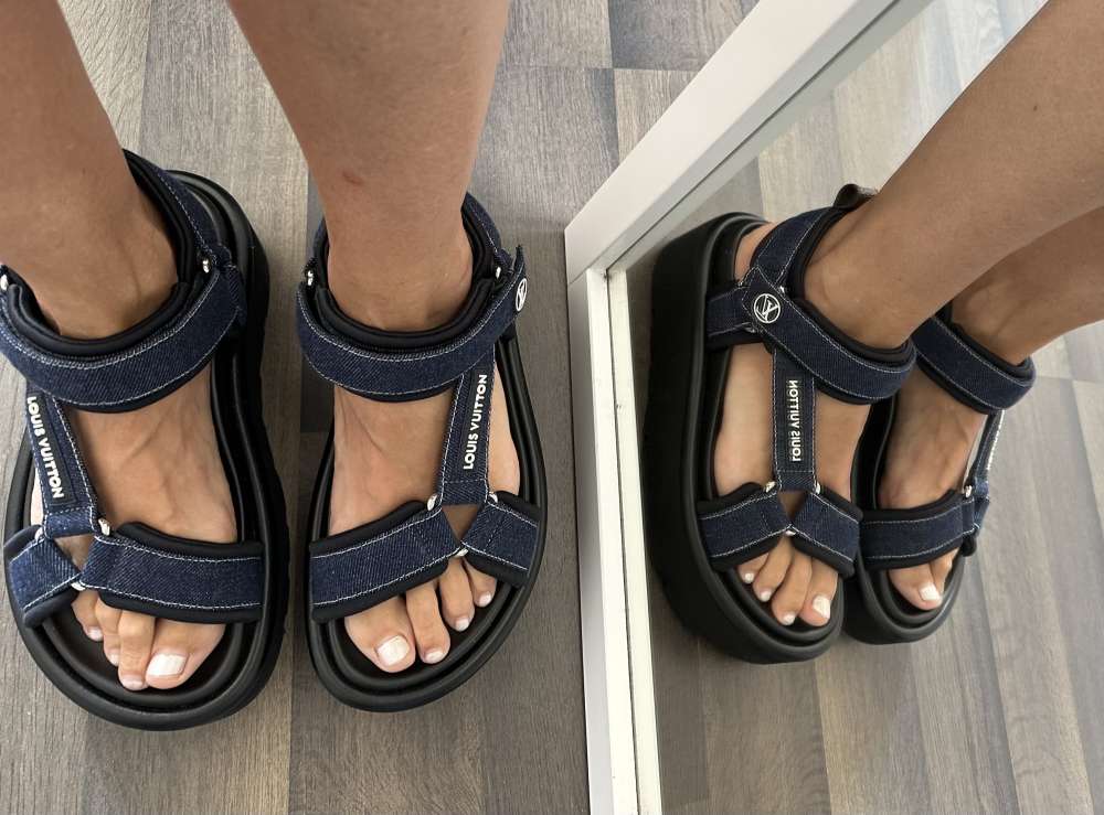 Sandále Louis Vuitton