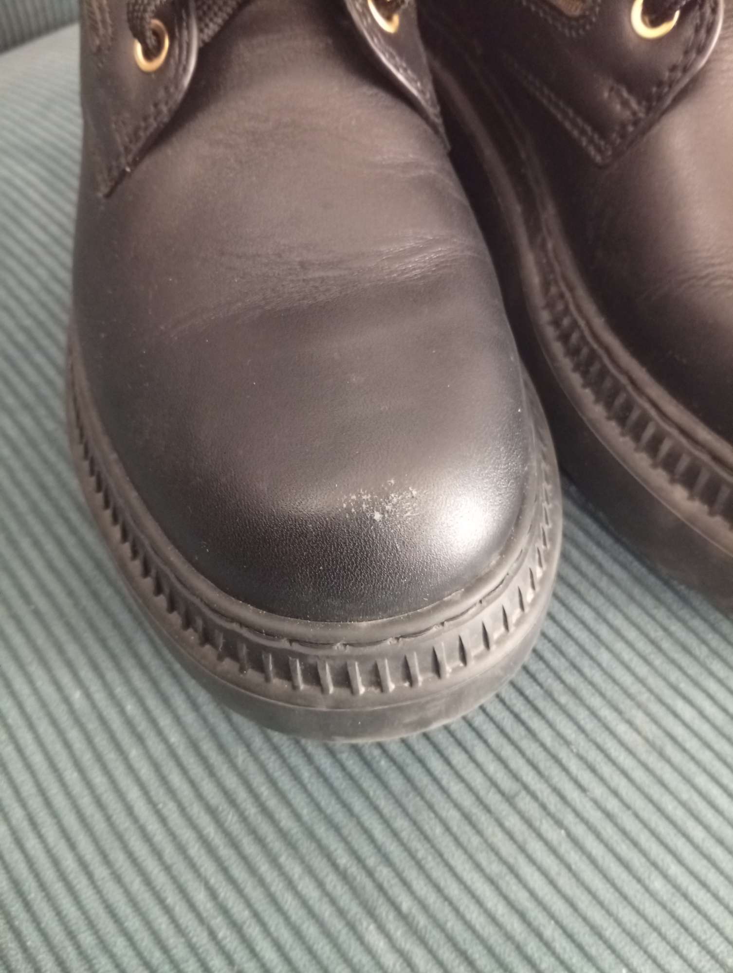 Čižmy Fendi