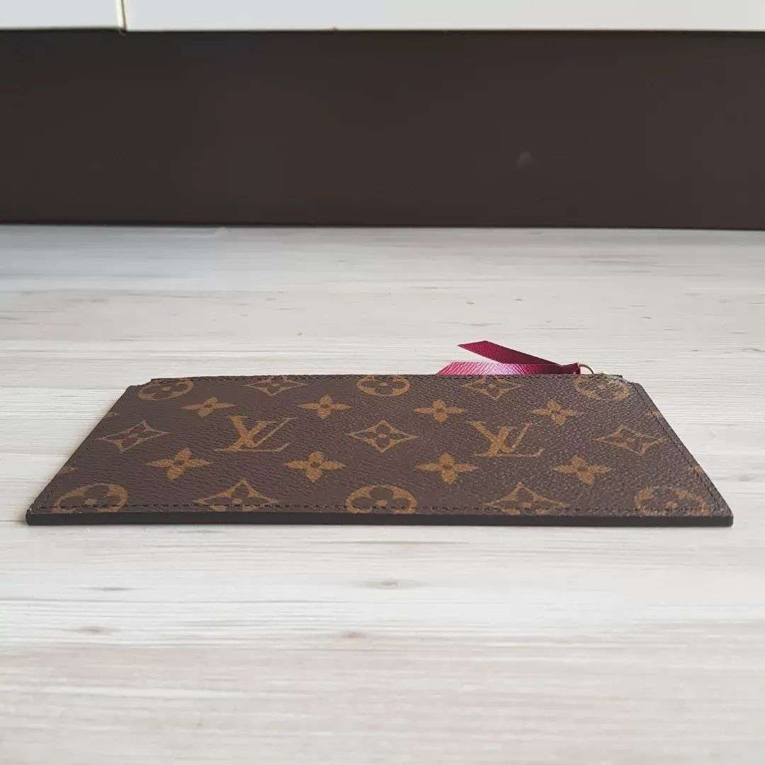 Louis Vuitton Pochette Monogram