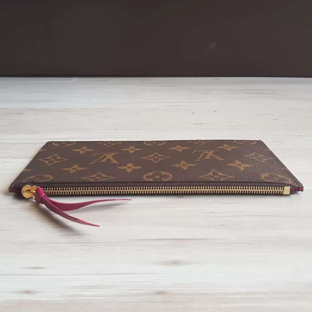 Louis Vuitton Pochette Monogram