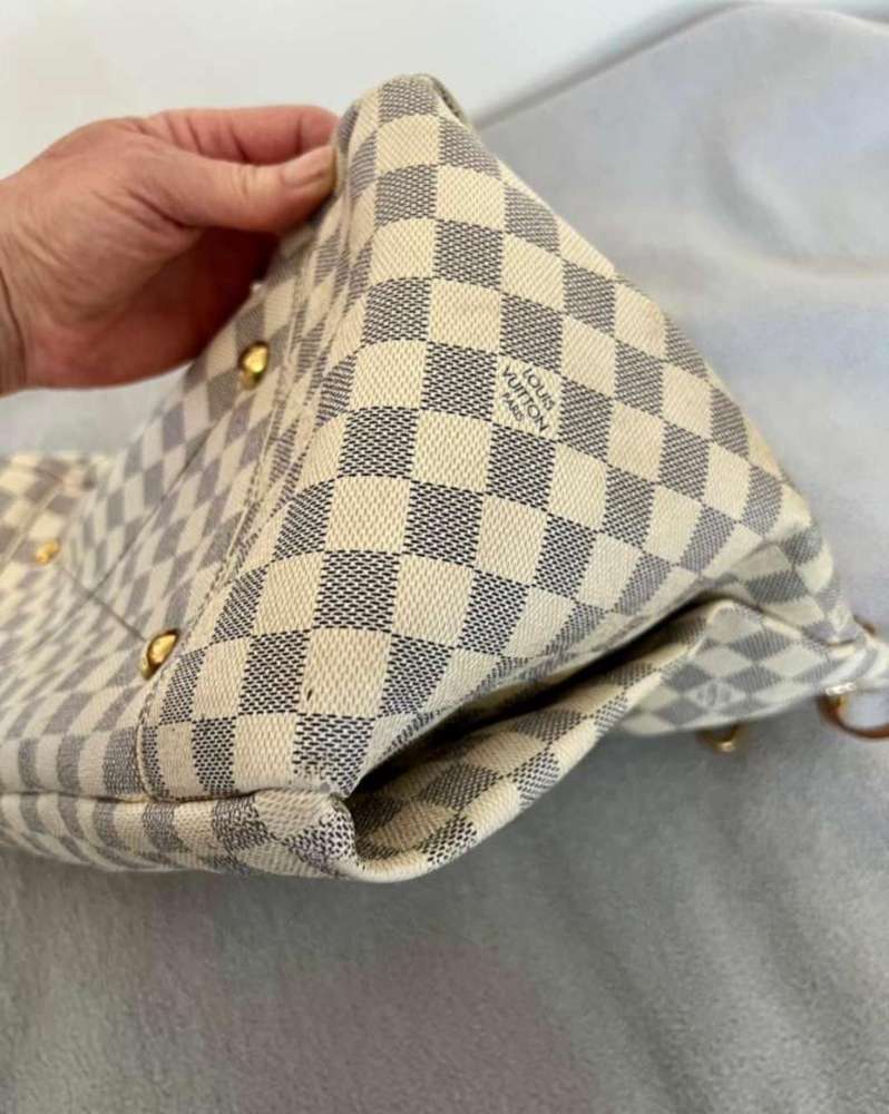 Louis Vuitton Artsy