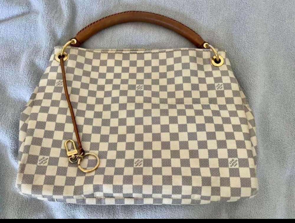 Louis Vuitton Artsy