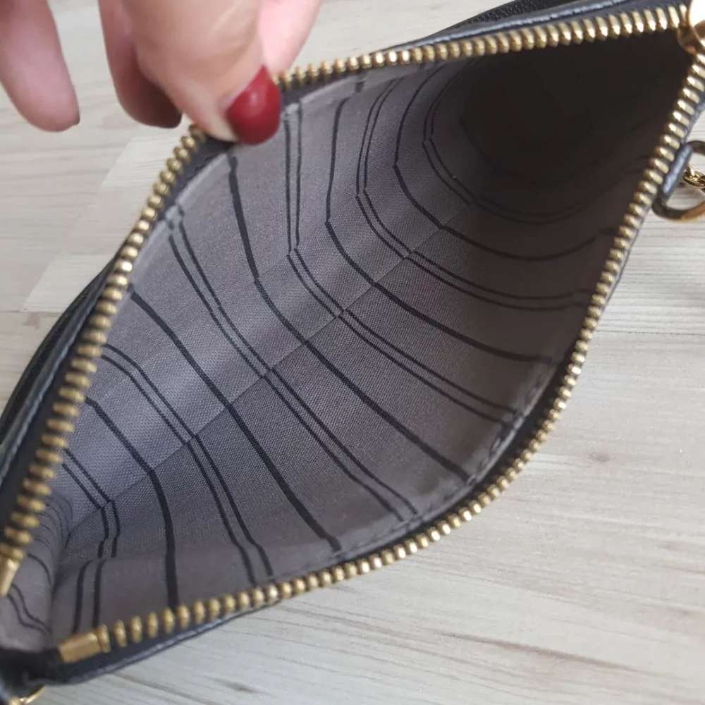 Louis Vuitton Easy Pouch