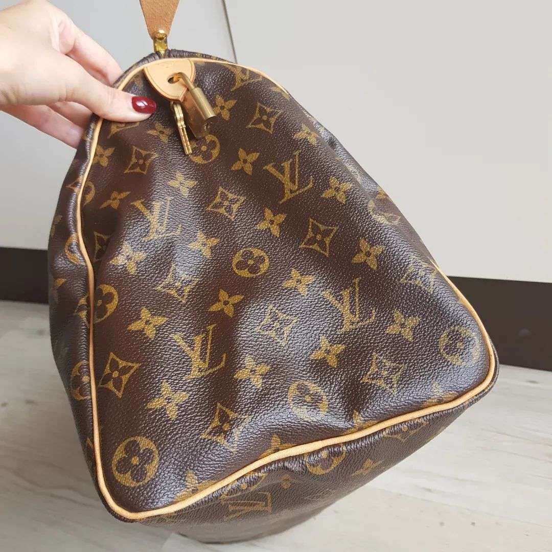 Louis Vuitton Speedy 40