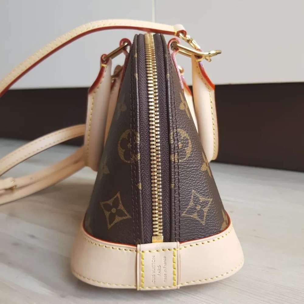 Louis Vuitton Alma BB