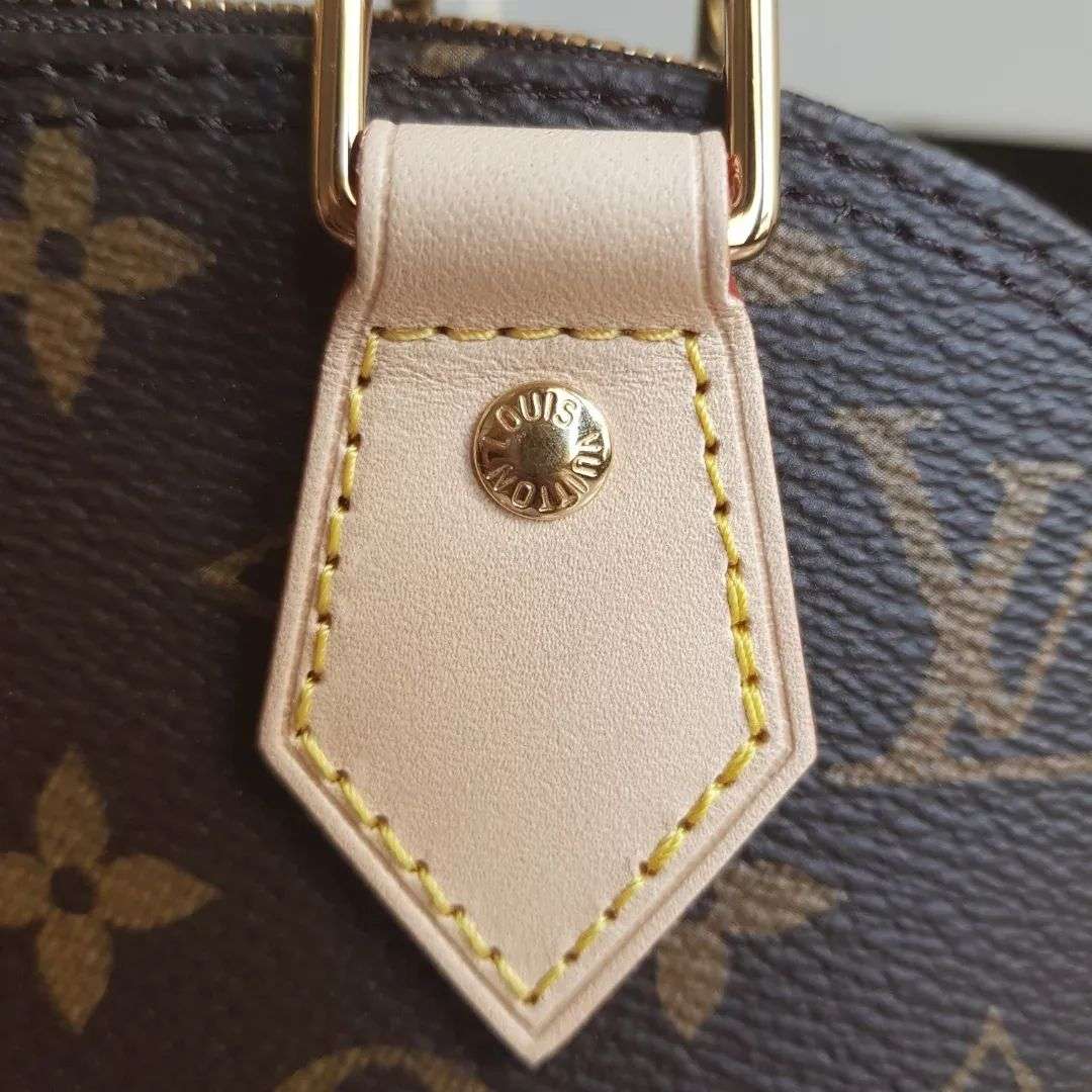 Louis Vuitton Alma BB