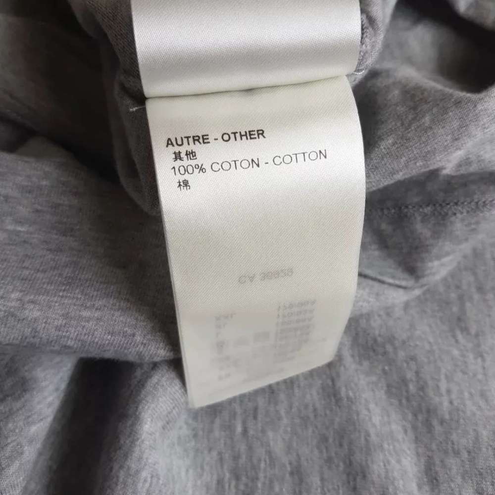 Louis Vuitton T - Shirt