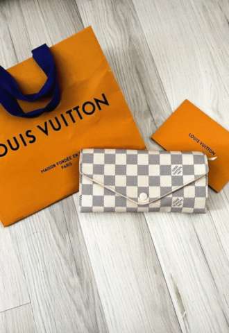 https://vipluxury.sk/Krémová peněženka Louis Vuitton