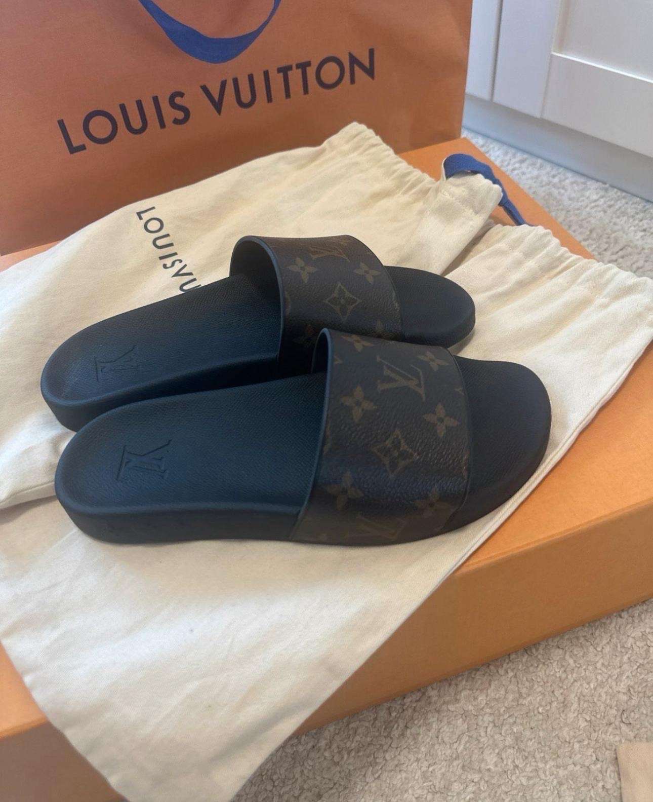 Louis Vuitton šľapky