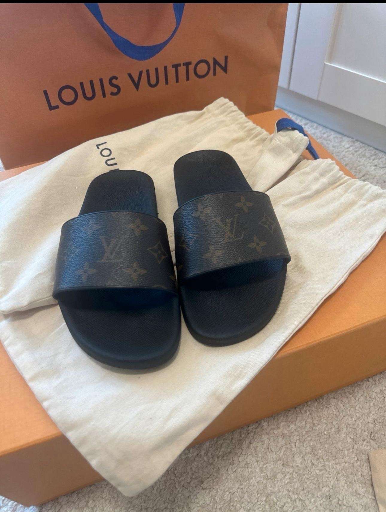 Louis Vuitton šľapky