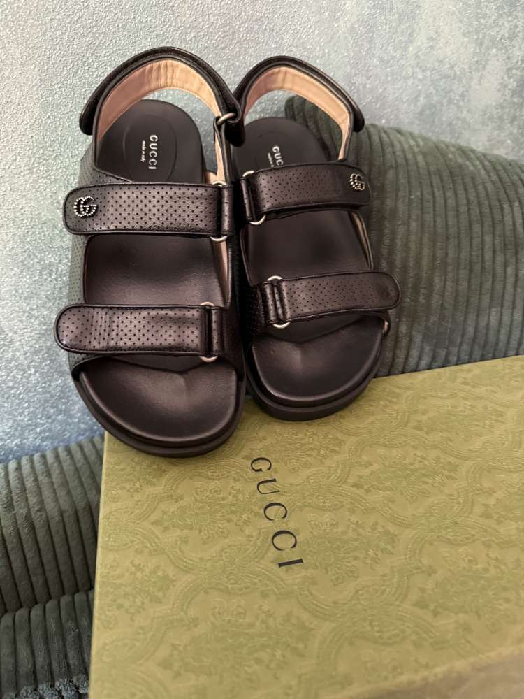 Gucci sandálky