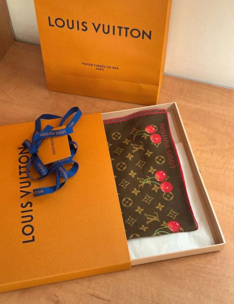 Louis Vuitton šatka