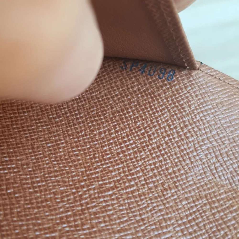 Louis Vuitton Agenda MM