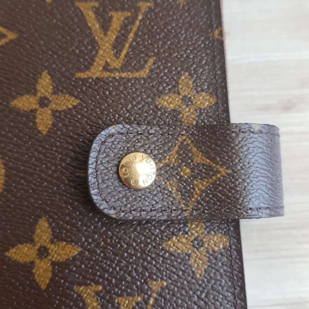Louis Vuitton Agenda MM