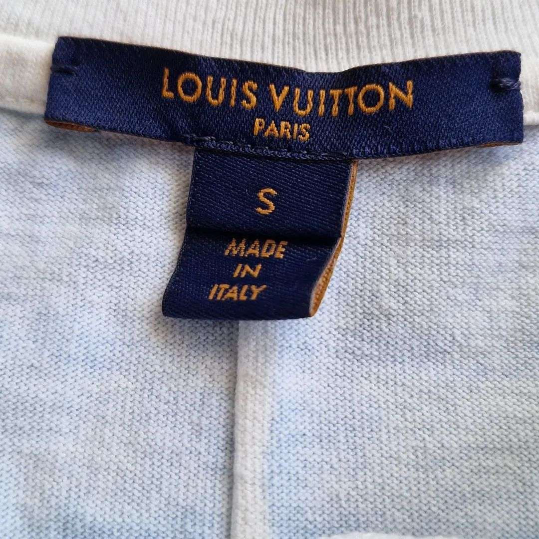 Louis Vuitton T - Shirt