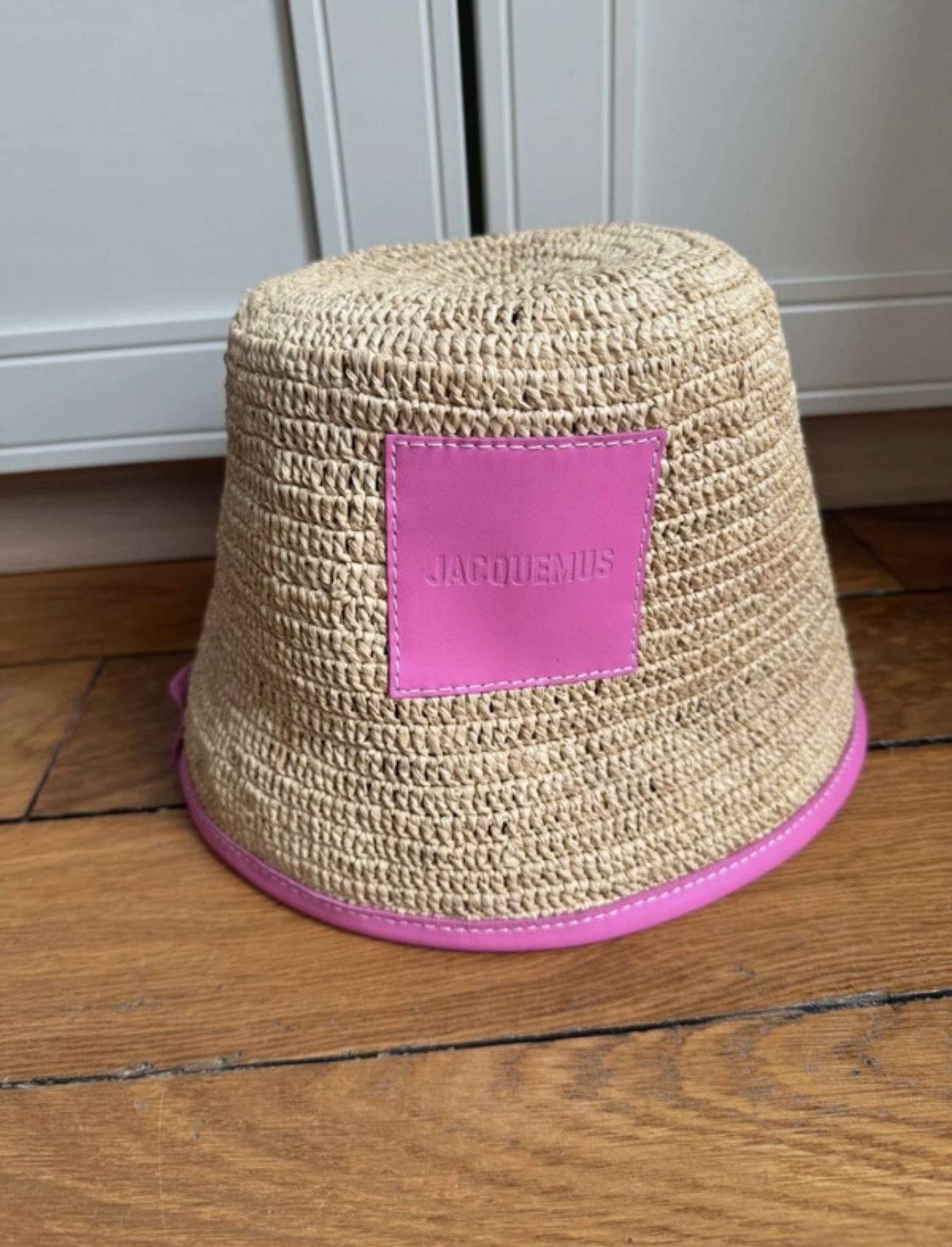 Jacquemus klobuk