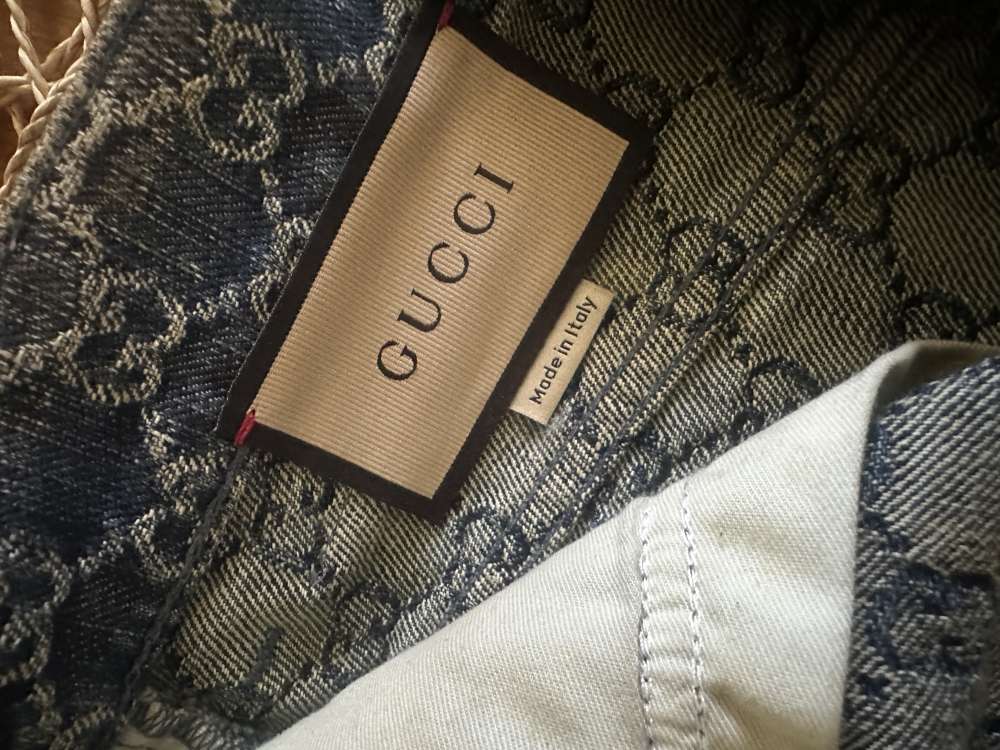 gucci sukna