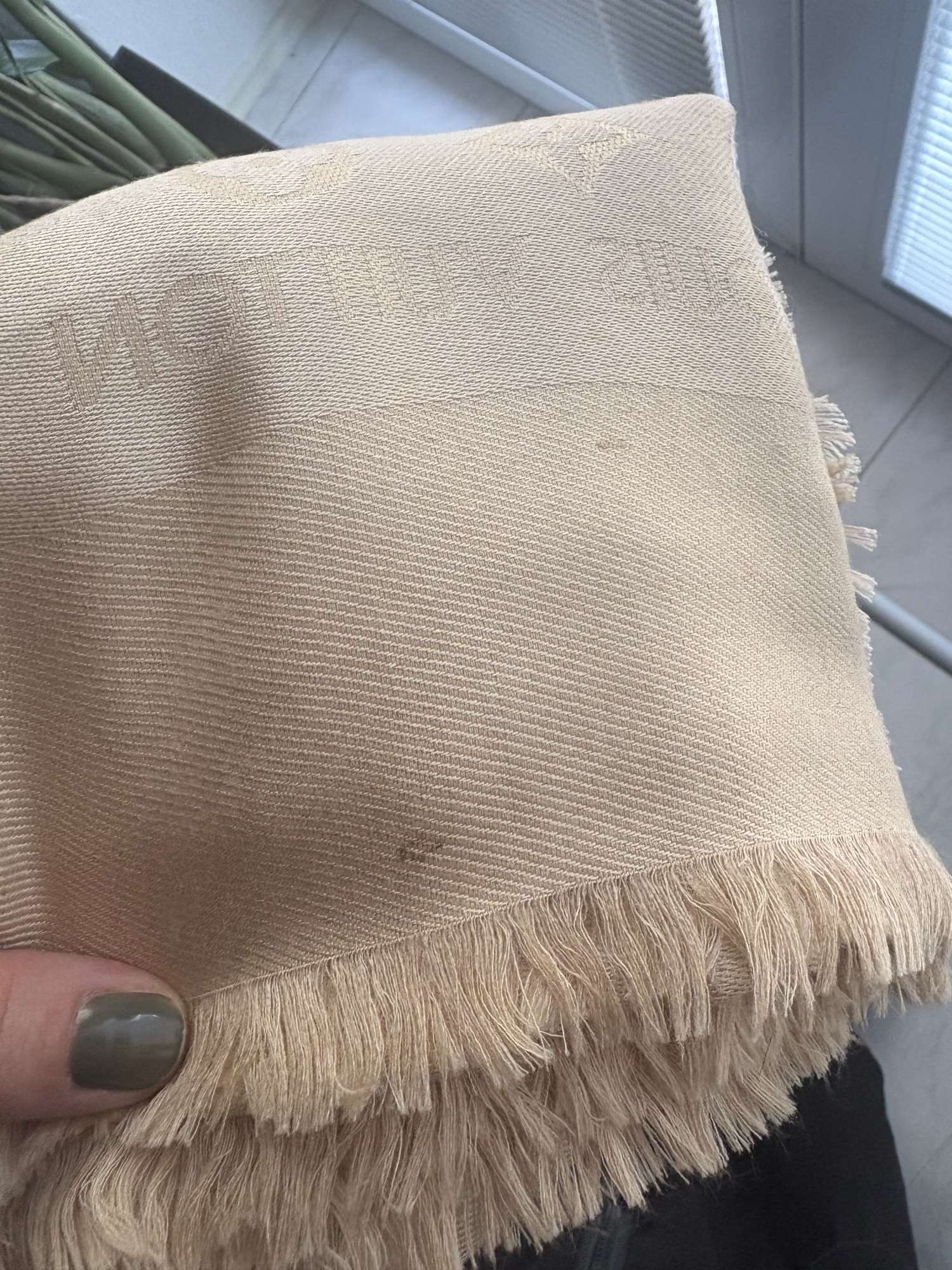 Louis Vuitton Monogram Classic šatka , šál