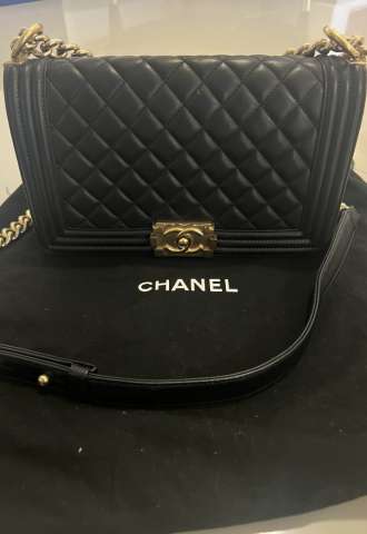 https://vipluxury.sk/Chanel Boy Medium Cerna