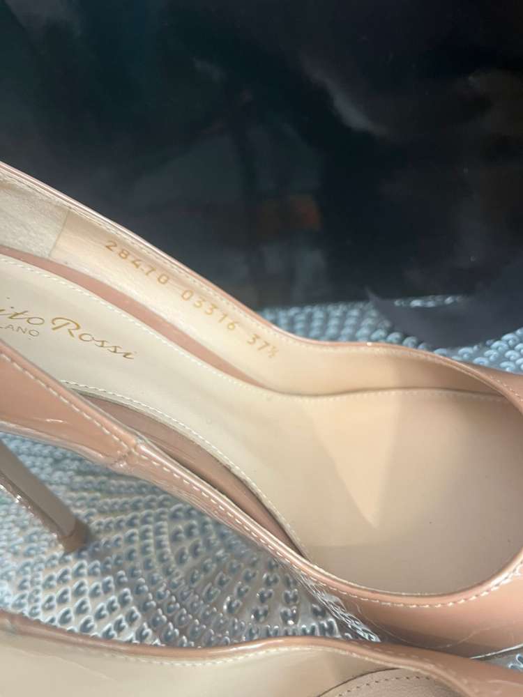 Gianvito Rossi lodičky